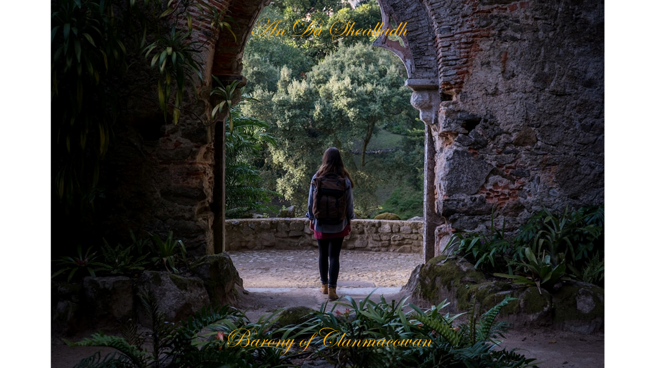 At Brackernagh gate, Barony of Clanmacowan, Galway, Ireland, an da shealladh